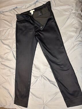 H&M Black Cropped Ankle Pants